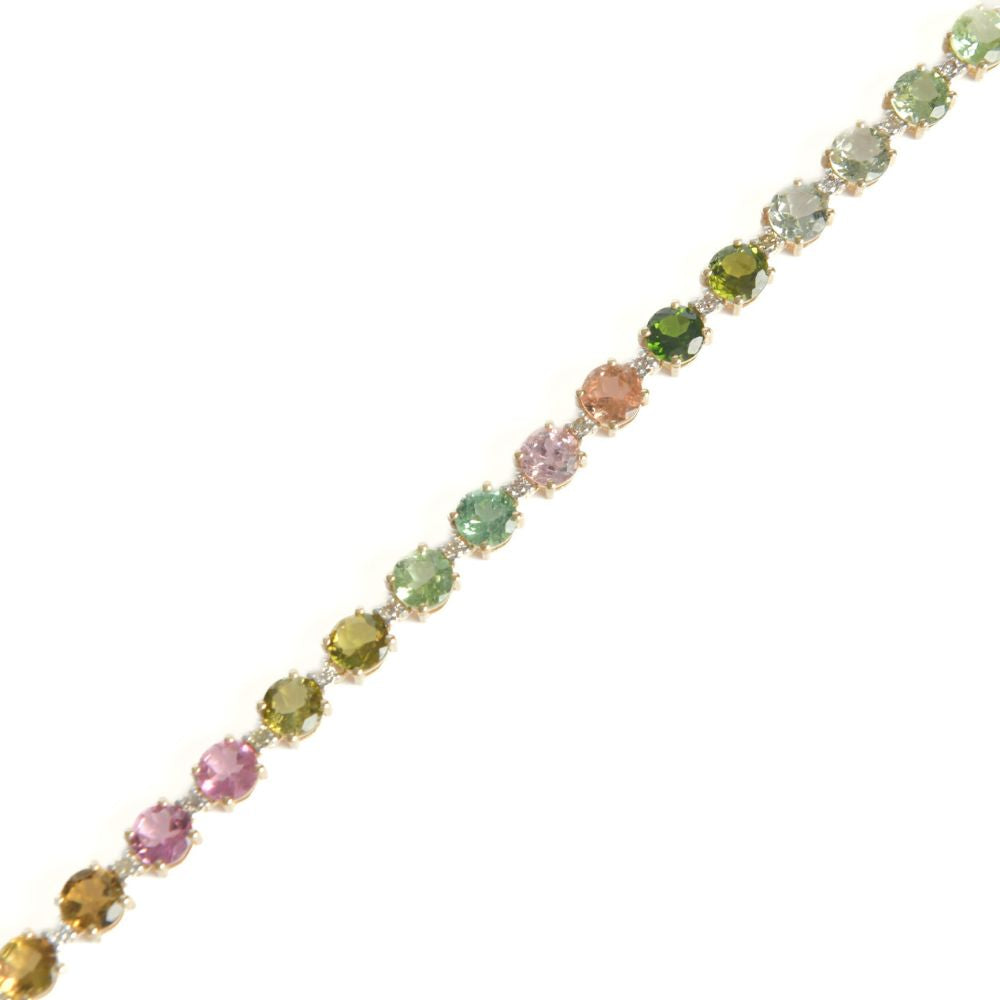 Brazalete con zafiro multicolor y diamantes