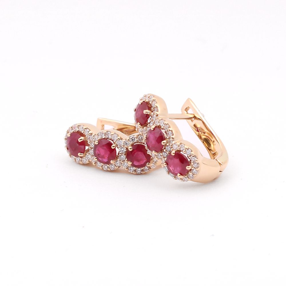 Aretes con rubí y halo diamantes