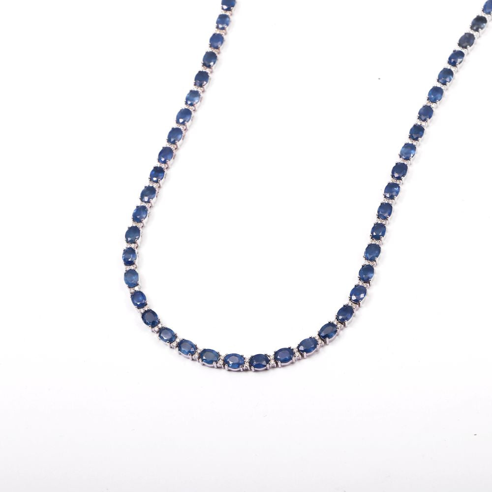 Gargantilla con zafiro y diamantes