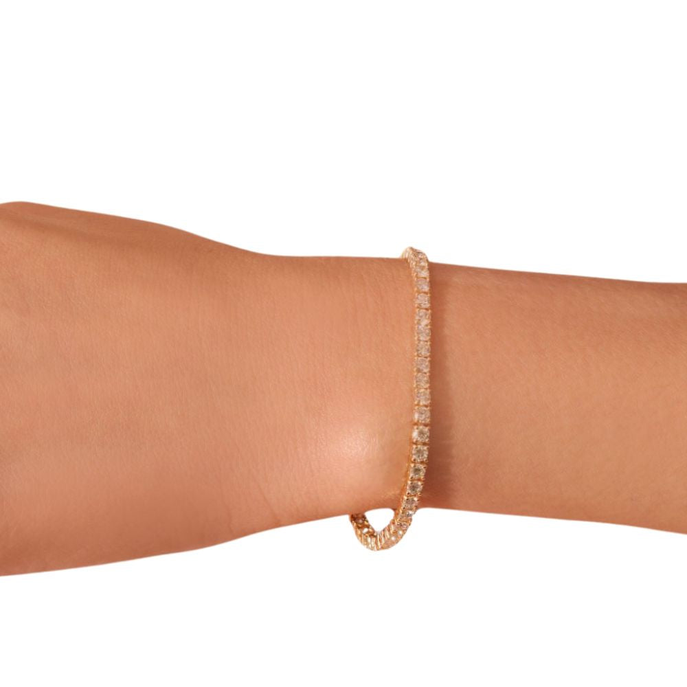 Brazalete estilo tennis con diamante