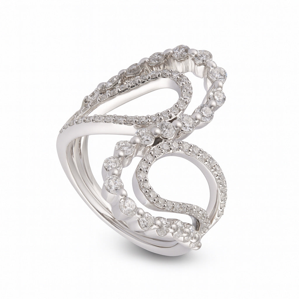 Anillo de oro banco con diseño de ondas con diamantes