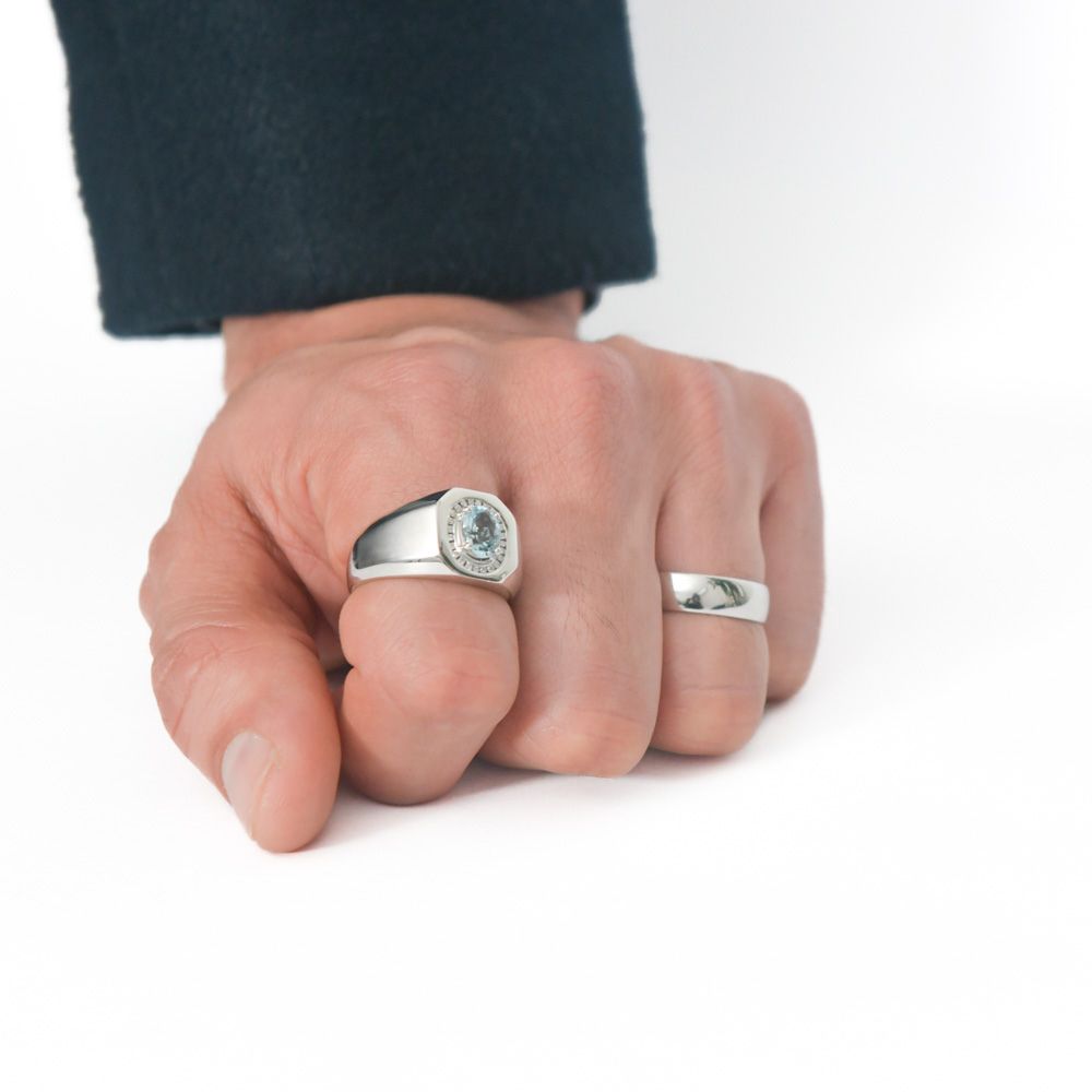 Anillo con aguamarina y diamantes