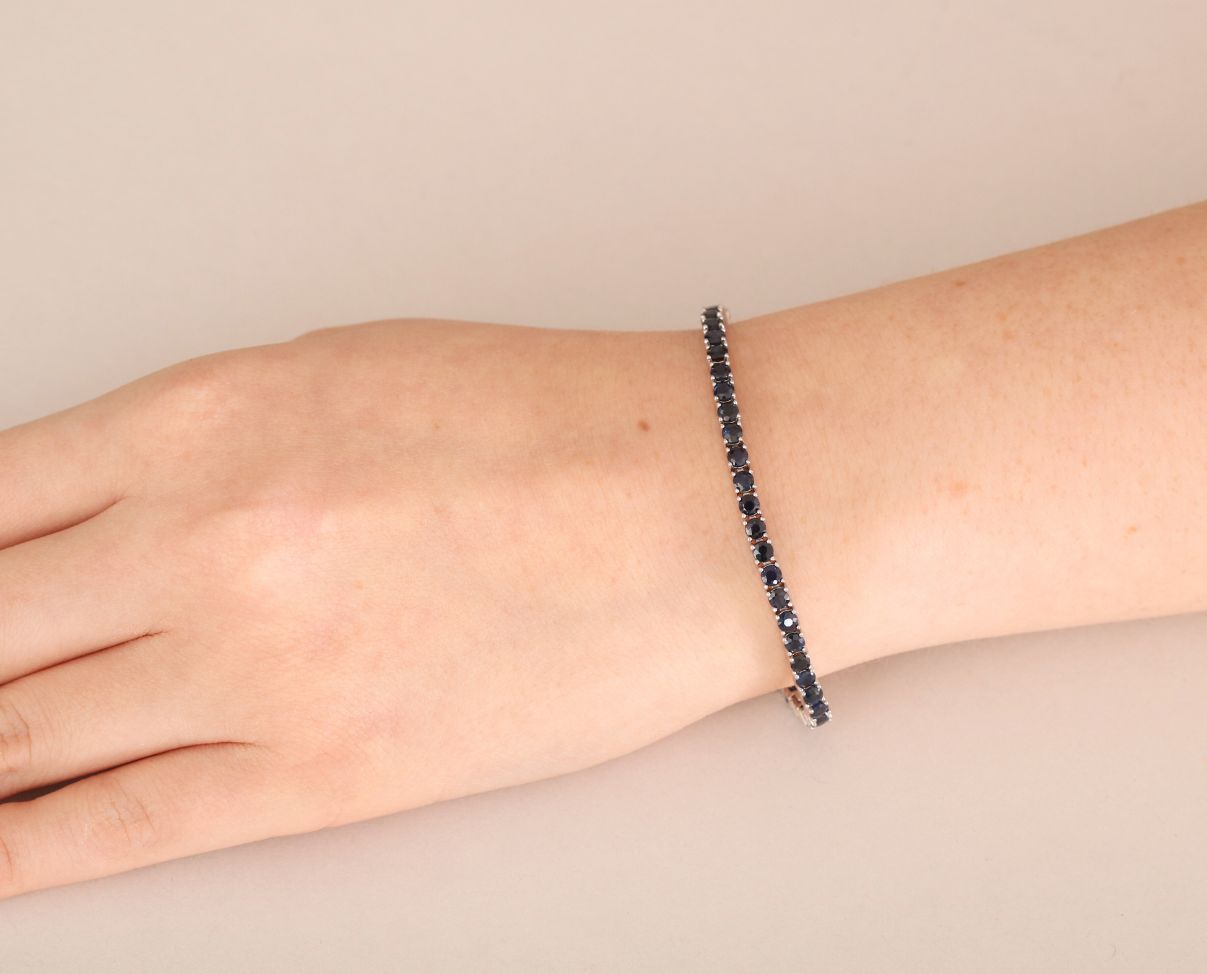 Brazalete oro blanco 14k para dama con Zafiro