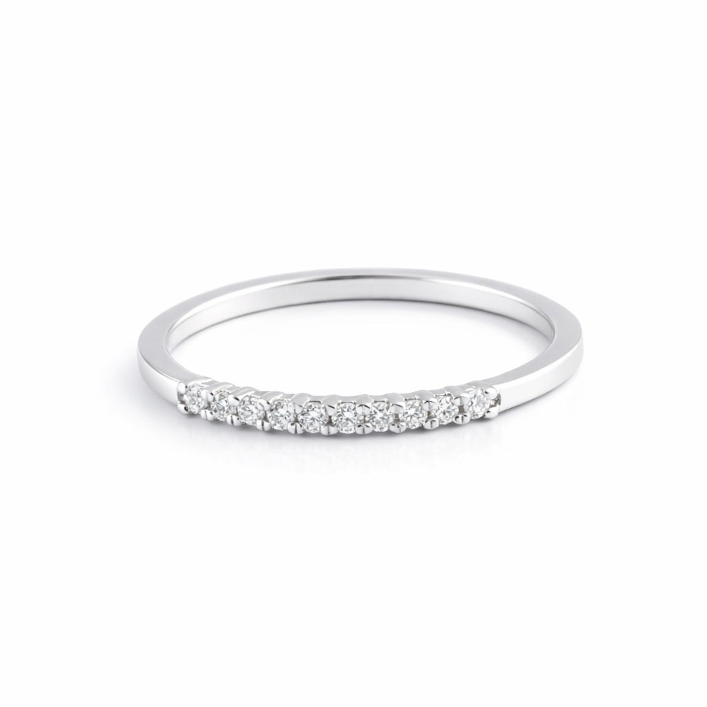 Churumbela estilo clásico con diamante 0.10 ct