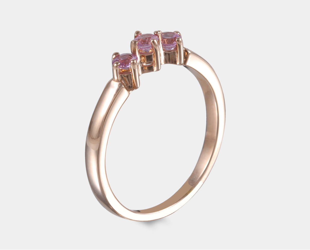 Churumbela diseño con tres gemas con zafiro rosa
