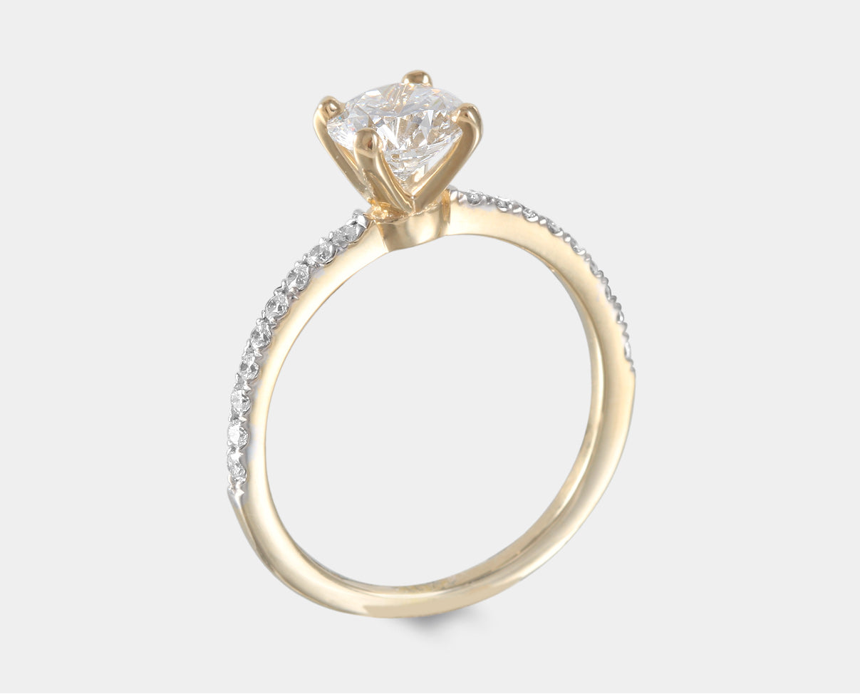 Anillo de compromiso con Diamante central de laboratorio