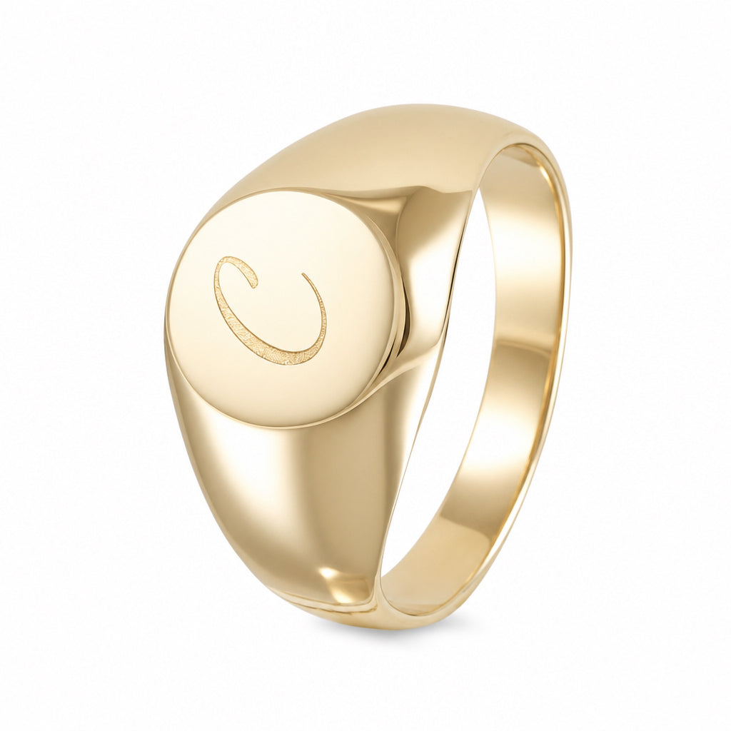 Anillo para hombre con grabado personalizado de inicial