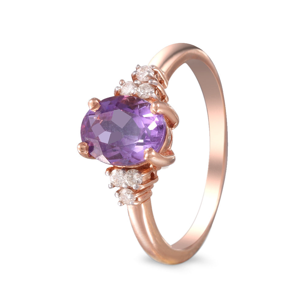 Anillo de oro rosa con amatista y diamantes laterales