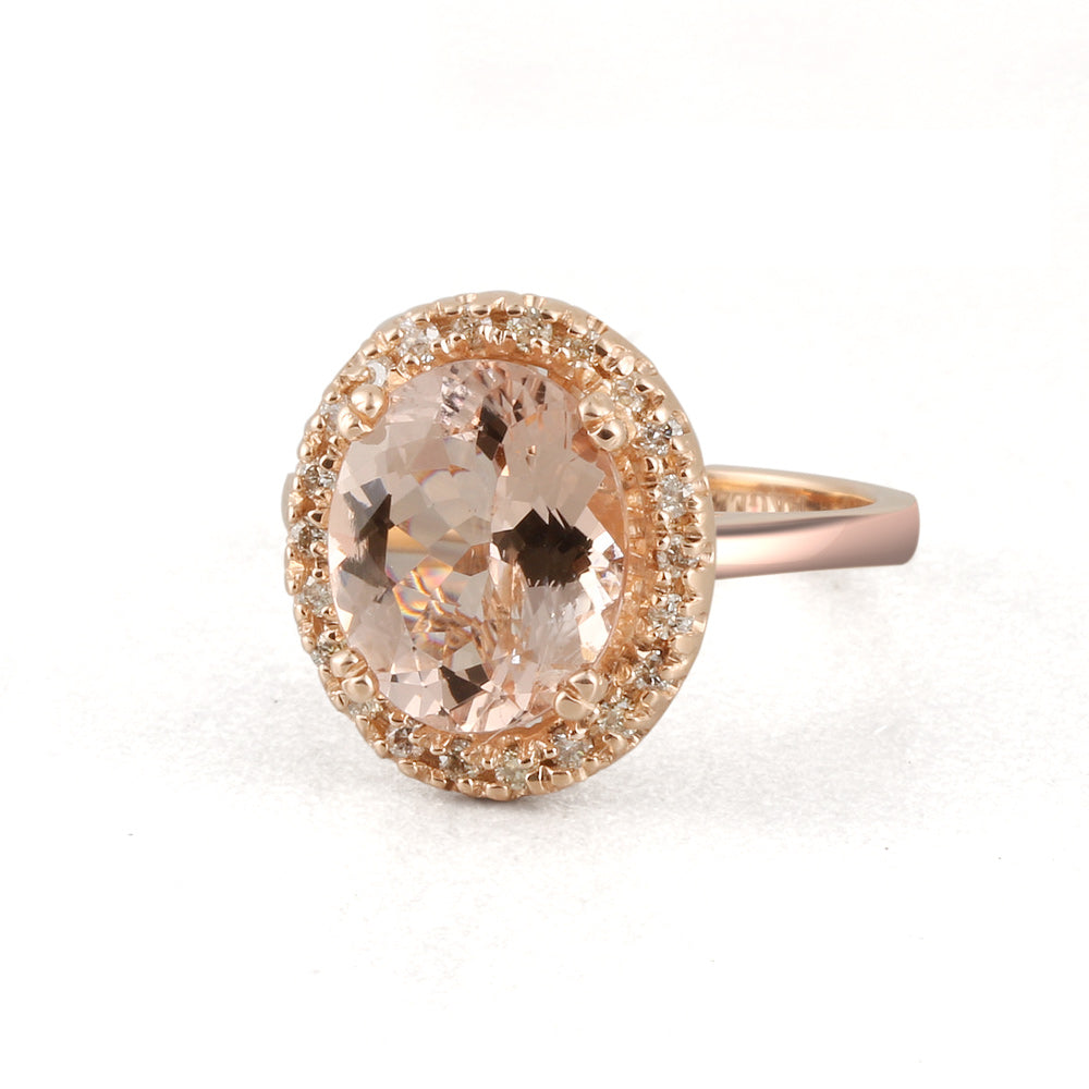 Anillo con morganita y diamantes laterales