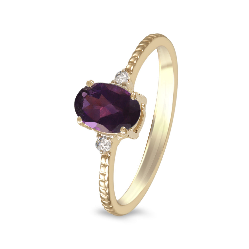Anillo con amatista y diamantes laterales (Febrero)
