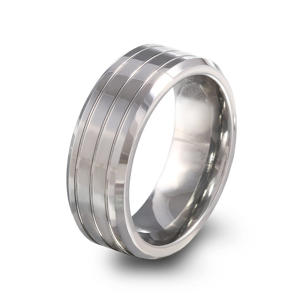 Argolla de Matrimonio de Tungsteno
Diseño Plana con Tres Canales
Ancho 8 mm