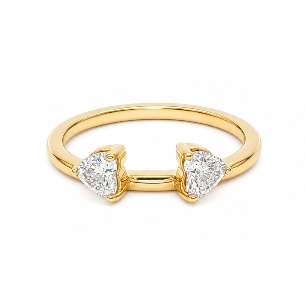 Anillo dúo de compromiso con diamante central lab-grown oval y ensamble de diamantes corazón