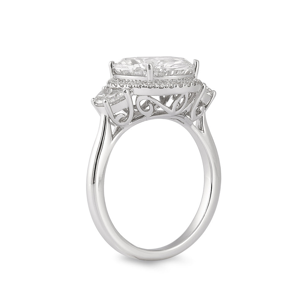 Anillo de compromiso con diamantes laterales lab-grown 3.59 ct