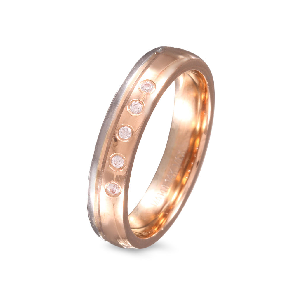 Argolla de matrimonio diseño elegante con diamantes