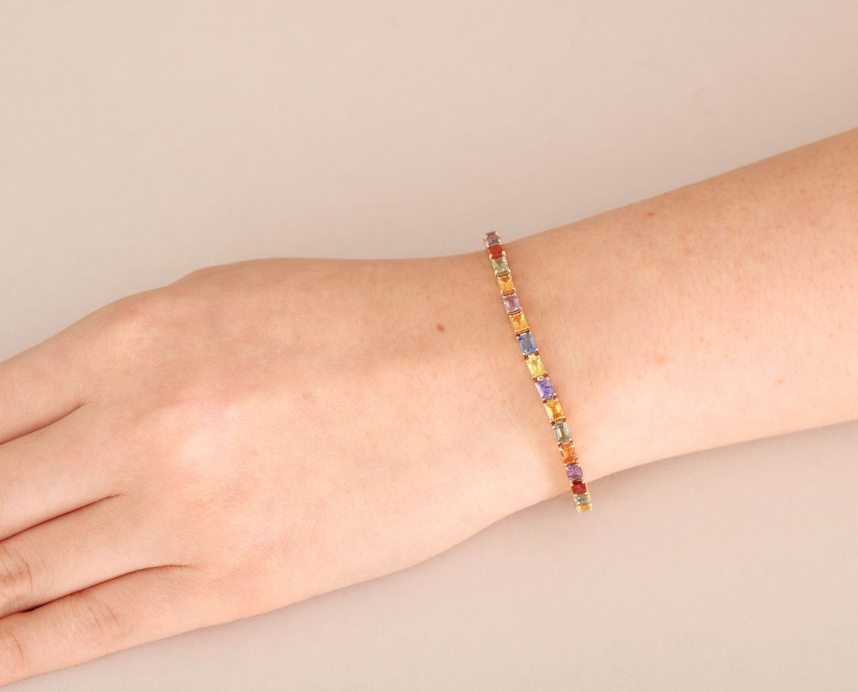 Brazalete para Dama Oro Rosa 14k con Zafiro multicolor corte esmeralda