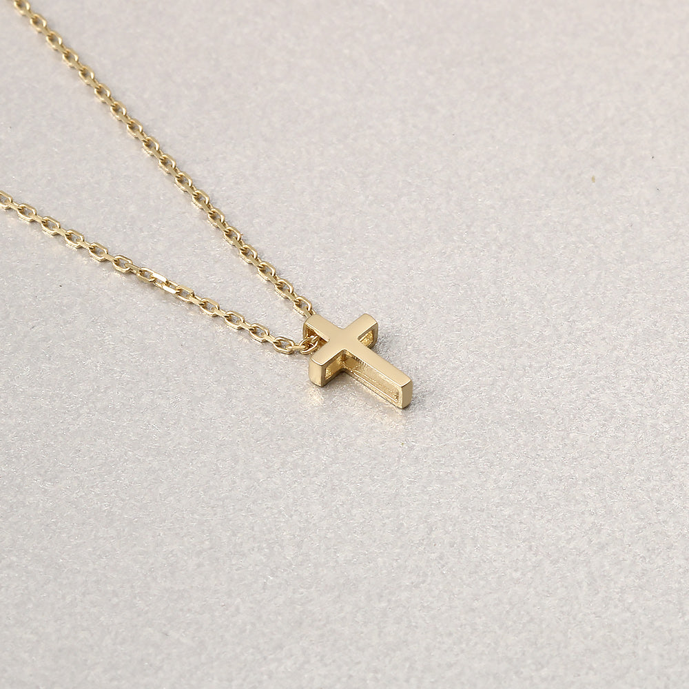 Gargantilla con dije de Cruz