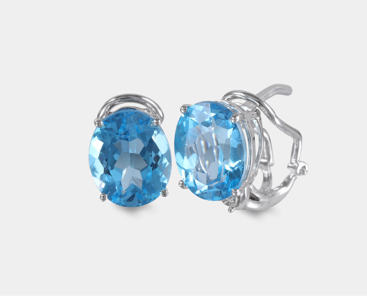 Aretes estilo corto con topacio azul y diamantes