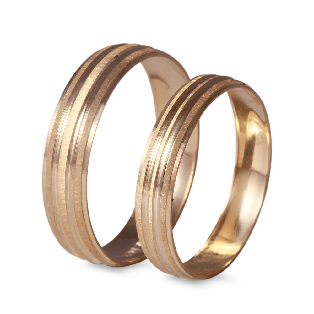 Argolla de matrimonio ligera diseño cepillado al centro