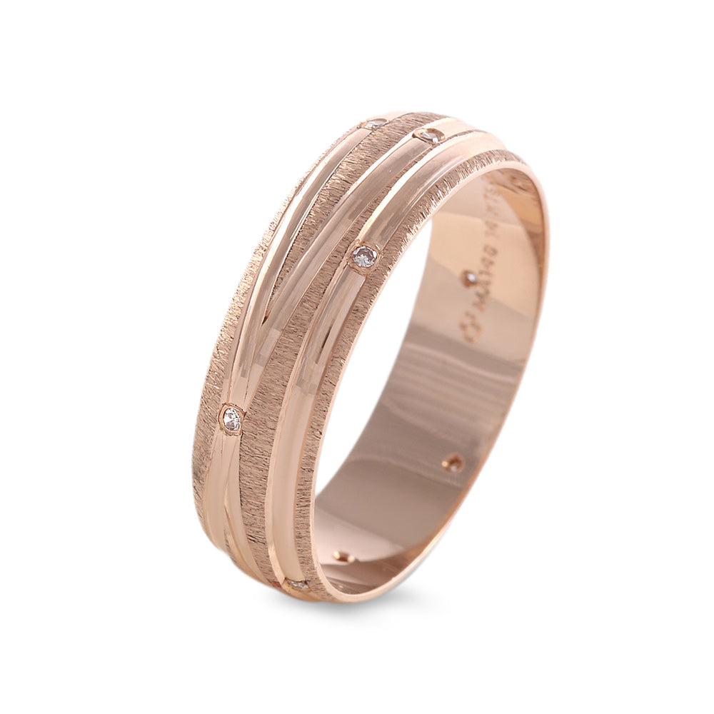 Argolla de matrimonio diseño textura moderna con diamante