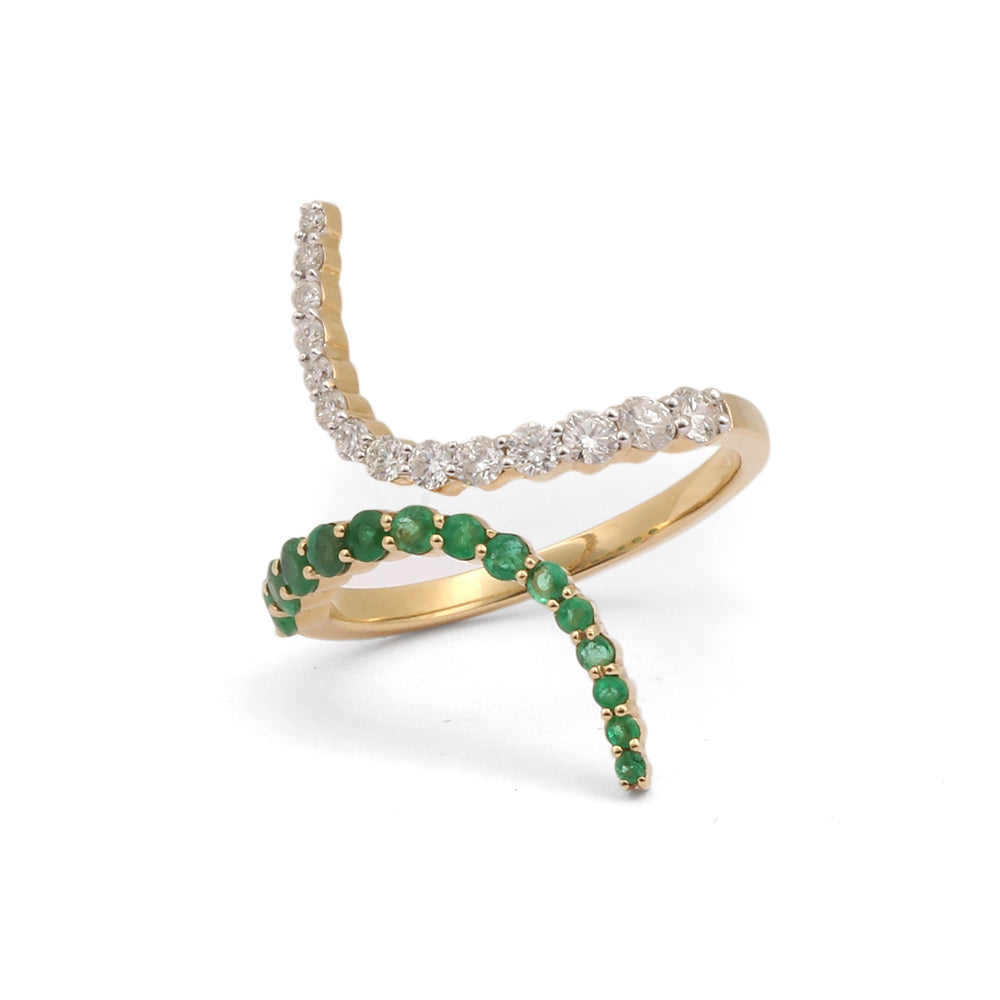 Anillo con esmeraldas y diamantes