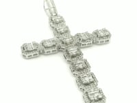 Dije diseño de Cruz con diamantes en oro blanco