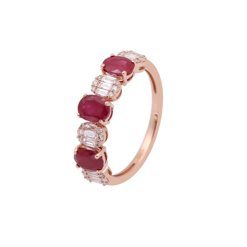 Churumbela con rubí y diamantes ovalados