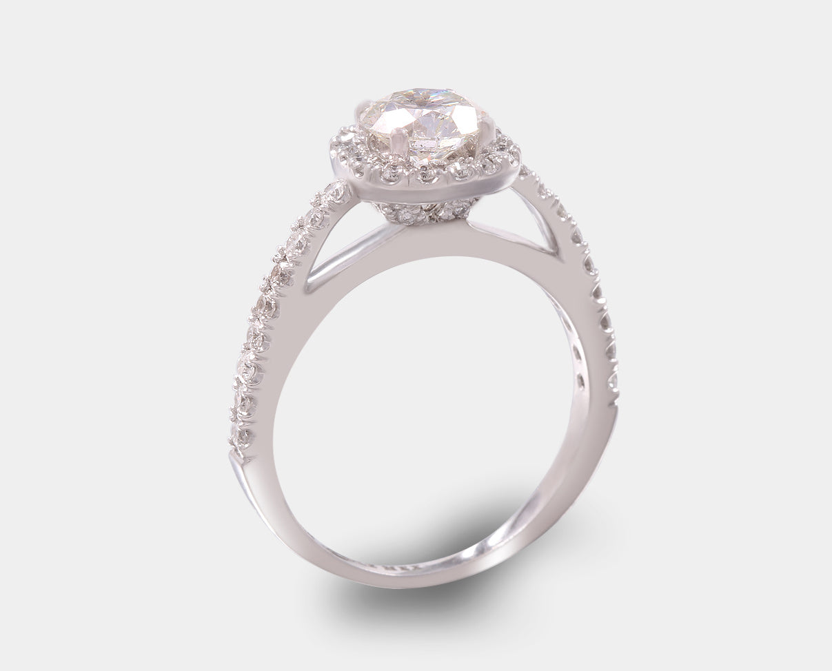 Anillo de compromiso solitario con diamante central 0.95 ct corte brillante