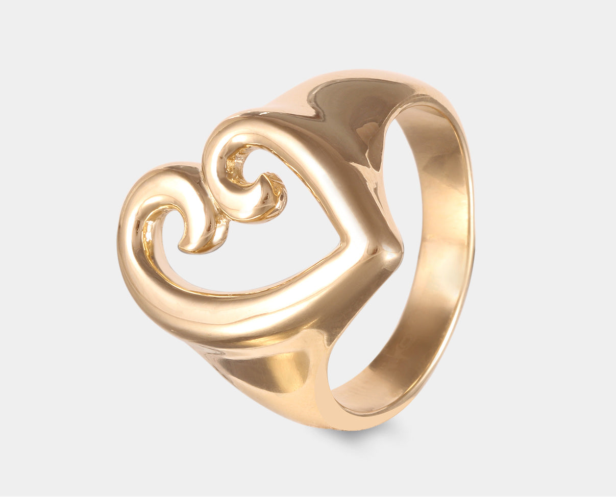 Anillo Oro Amarillo 14K con diseño de corazón que representa el amor de Mamá. Regalos día de las madres. 10 de mayo.