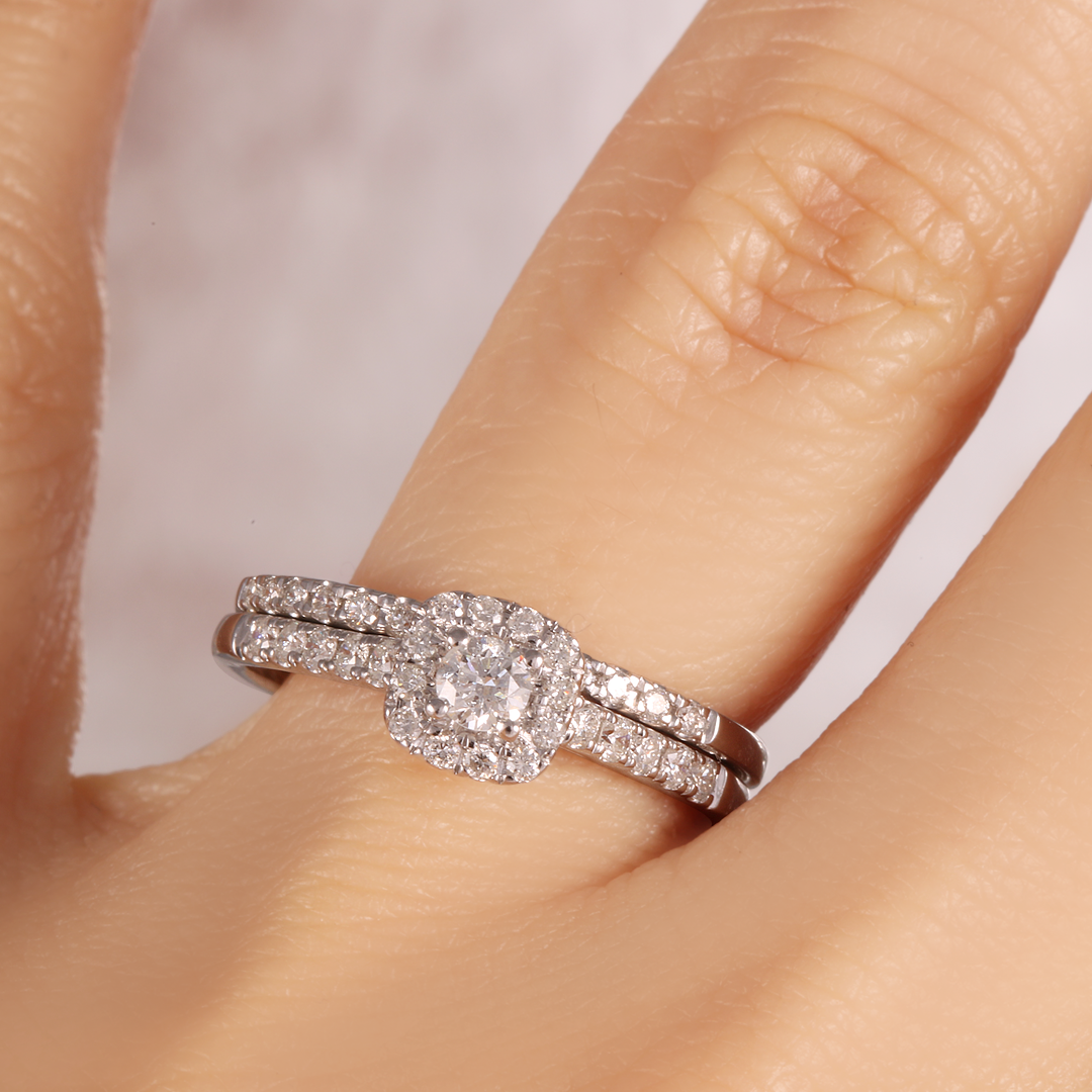 Duo anillo de compromiso y churumbela con diamantes 0.50 ct