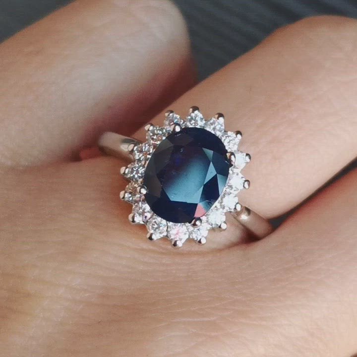 Anillo de Compromiso Oro Blanco 14k con Zafiro y Diamantes. Anillos Piedras Naturales y Semipreciosas.