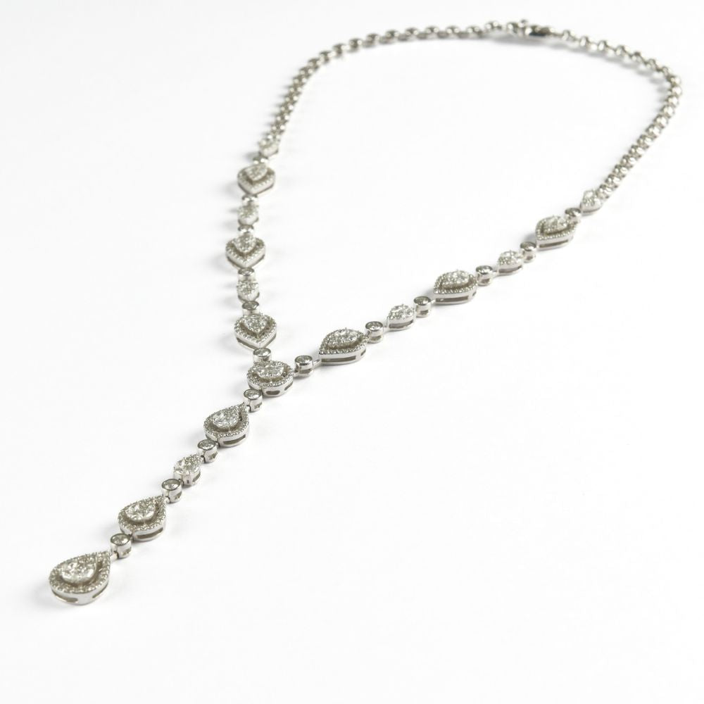 Gargantilla diseño corbata con diamantes