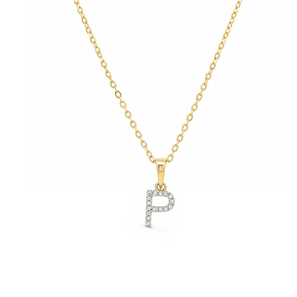Cadena con dije de letra inicial con diamantes