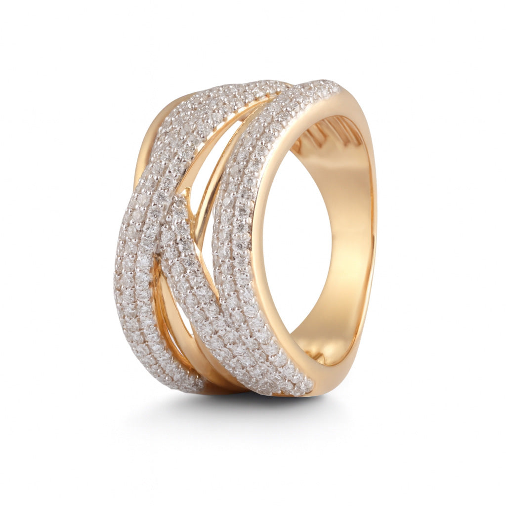 Anillo diseño entrelazado con diamantes
