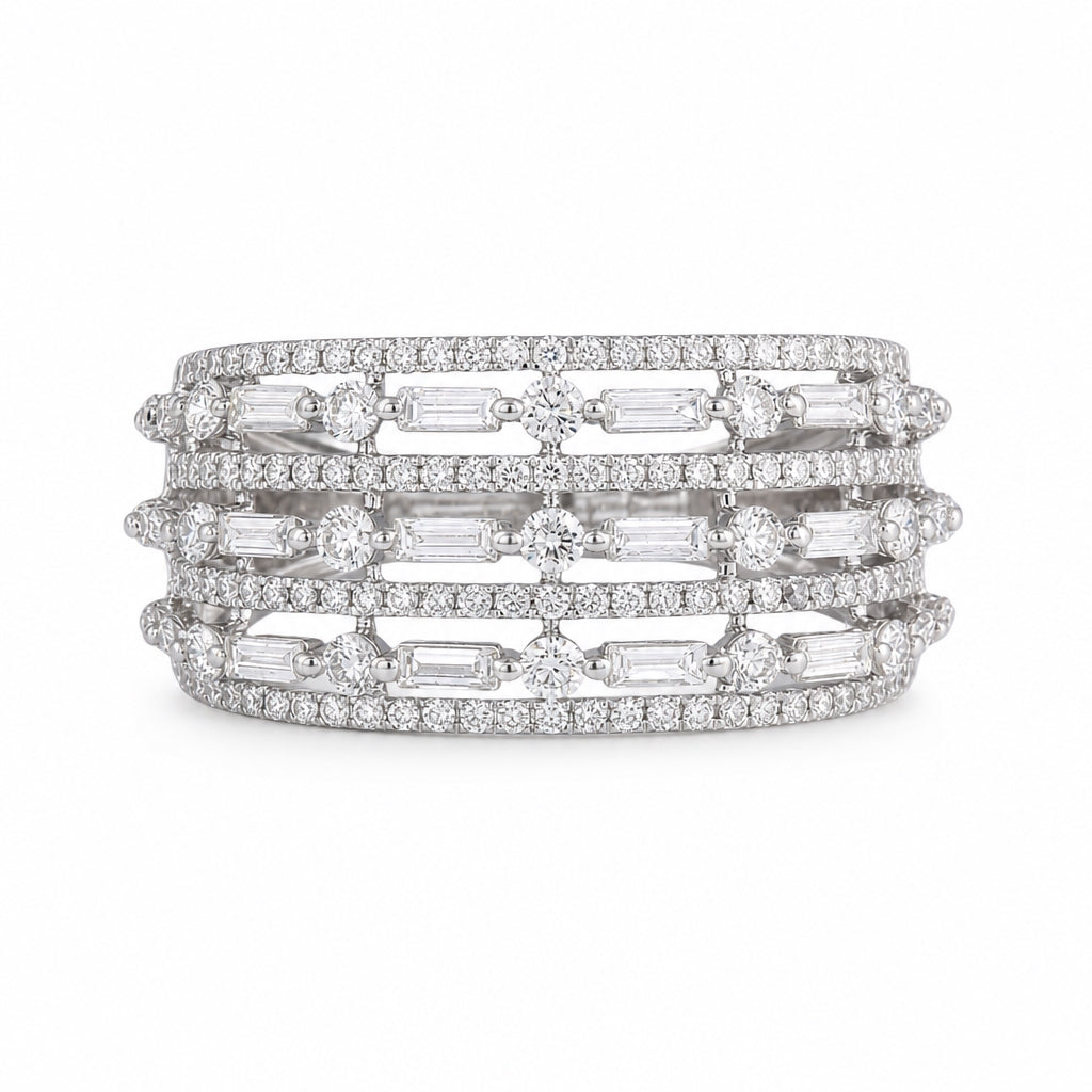 Anillo multibanda de diamantes baguette en oro blanco