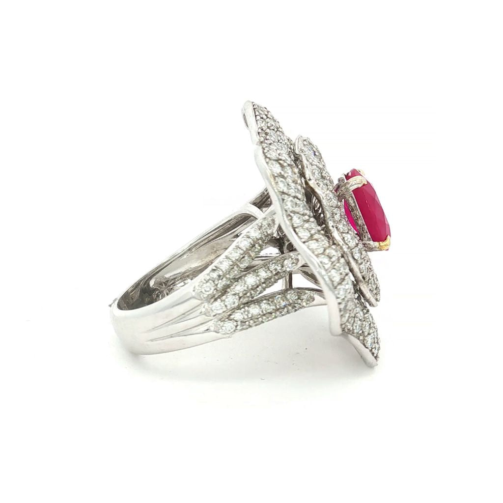 Anillo flor imperial con rubí y diamantes