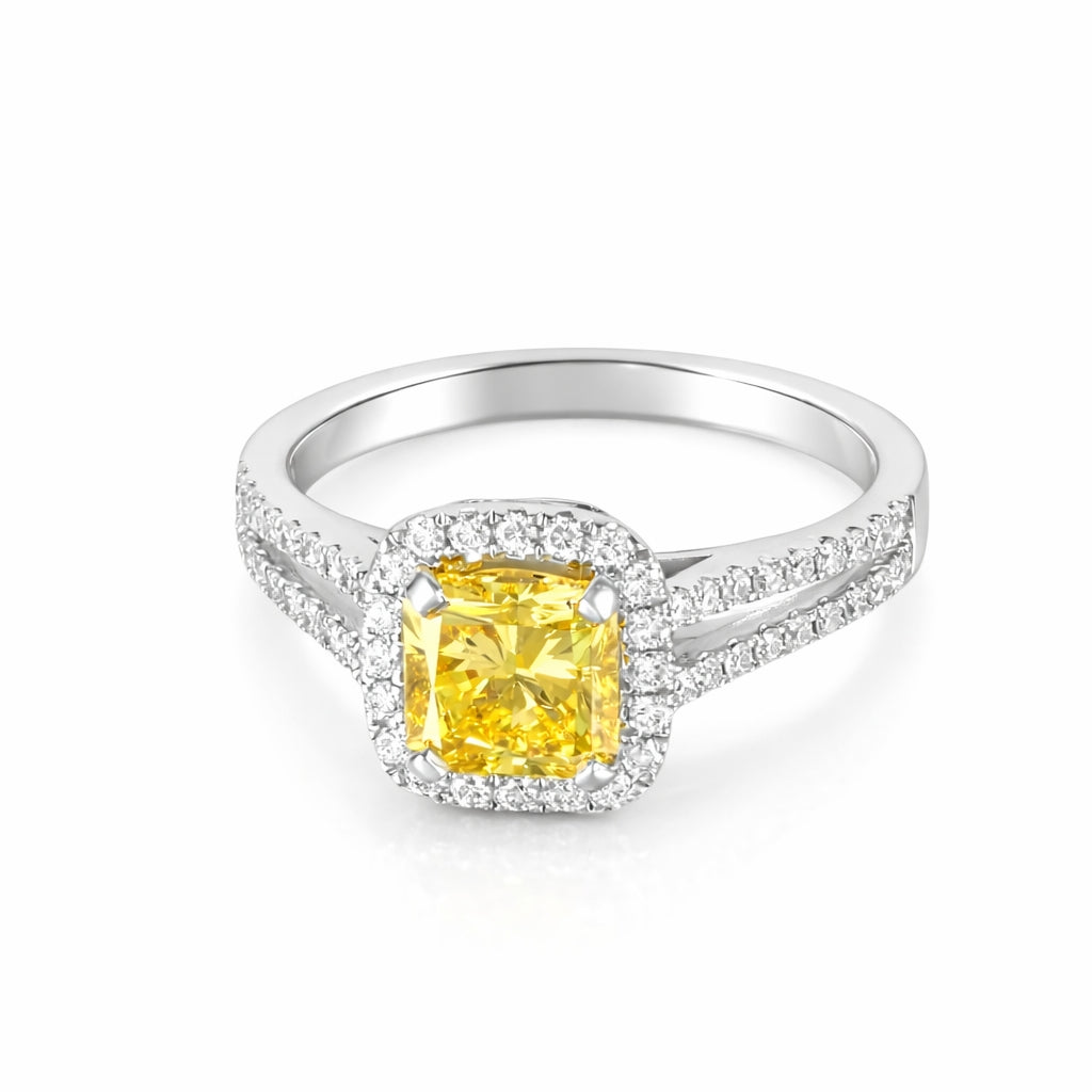 Anillo con diamante fancy yellow lab grown y halo de diamantes