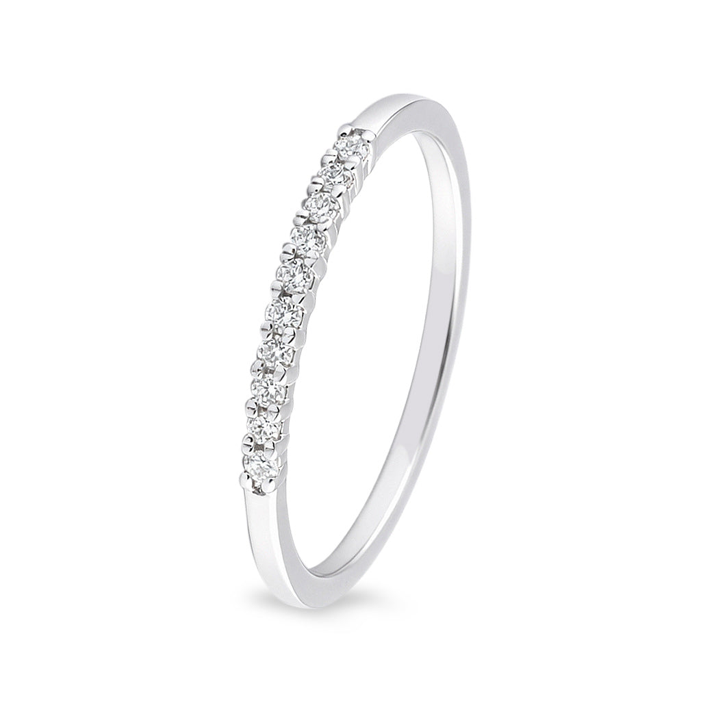 Churumbela estilo clásico con diamantes en oro blanco