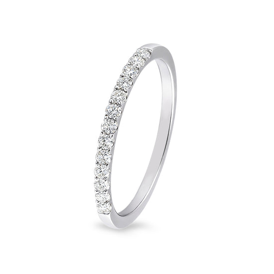 Churumbela estilo clásico con diamantes en oro blanco