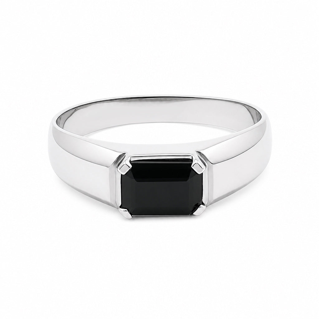 Anillo oro blanco con espinela negra
