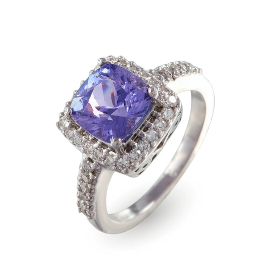 Anillo de oro blanco y tanzanita con diamantes