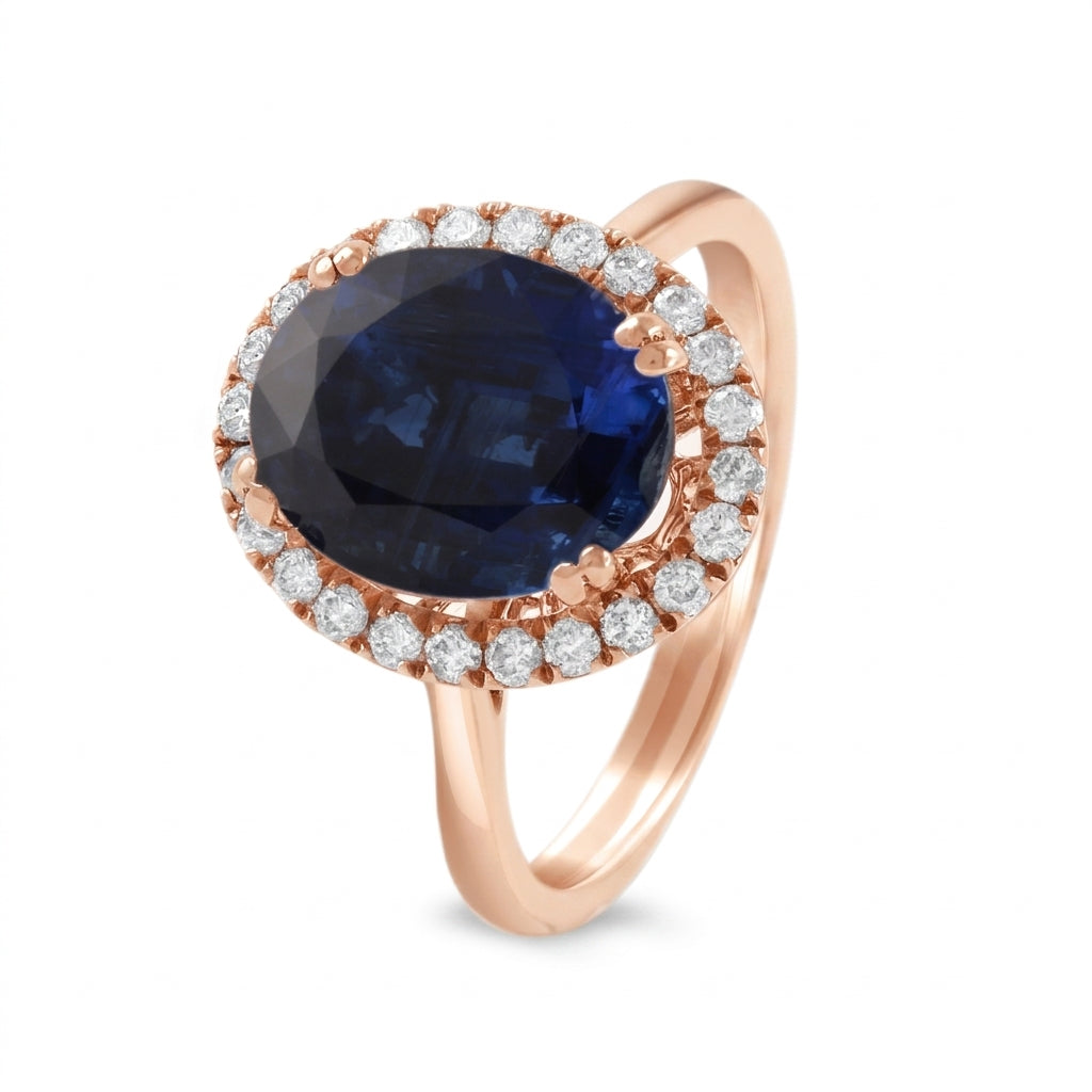 Anillo de oro rosa con cianita y diamantes