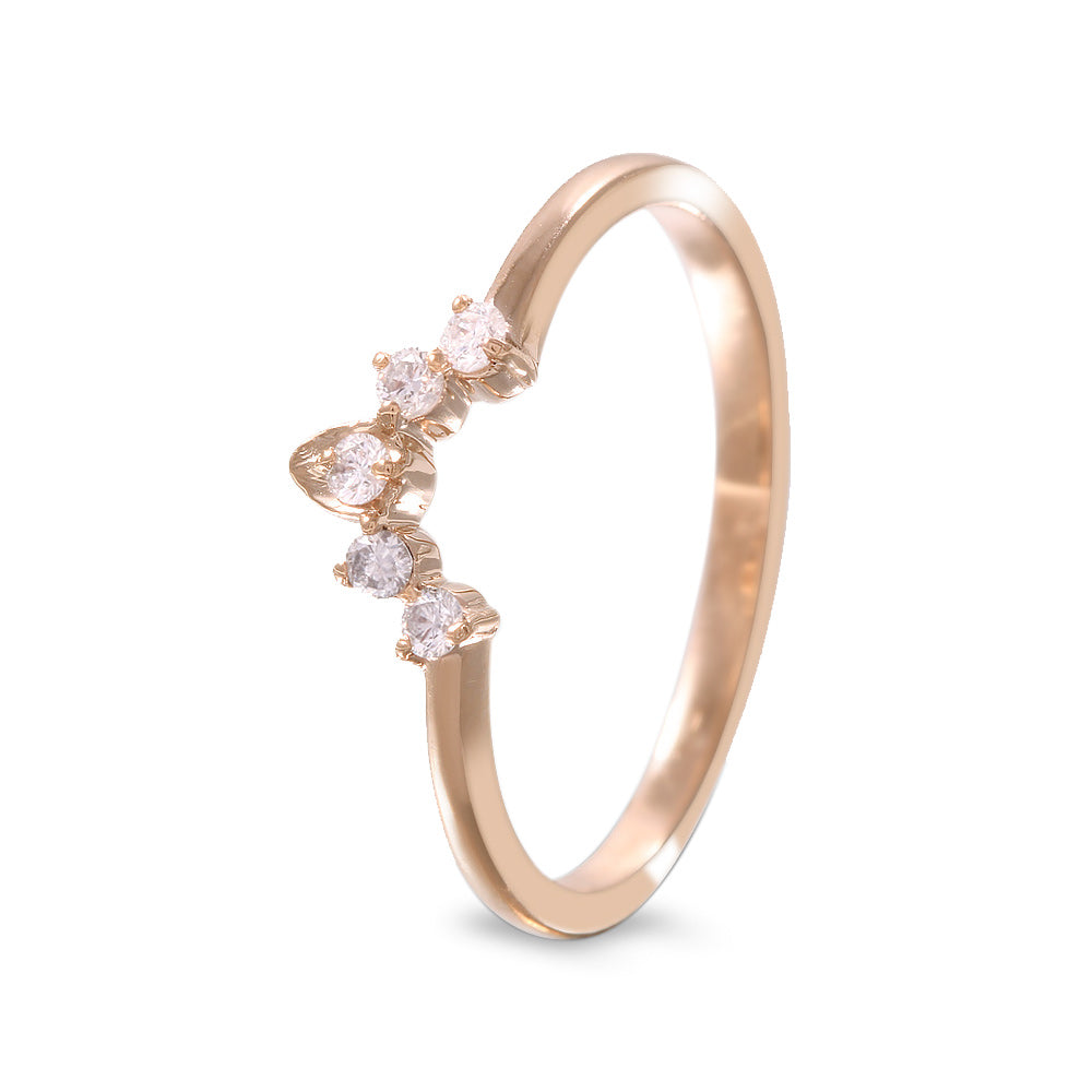 Anillo con peridoto y ensamble de corona de diamantes