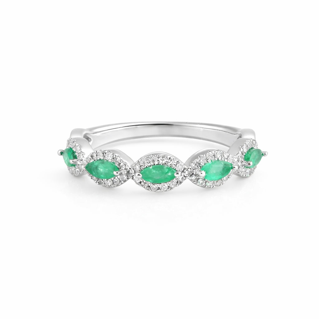 Churumbela con esmeralda corte marquise y halo de diamantes