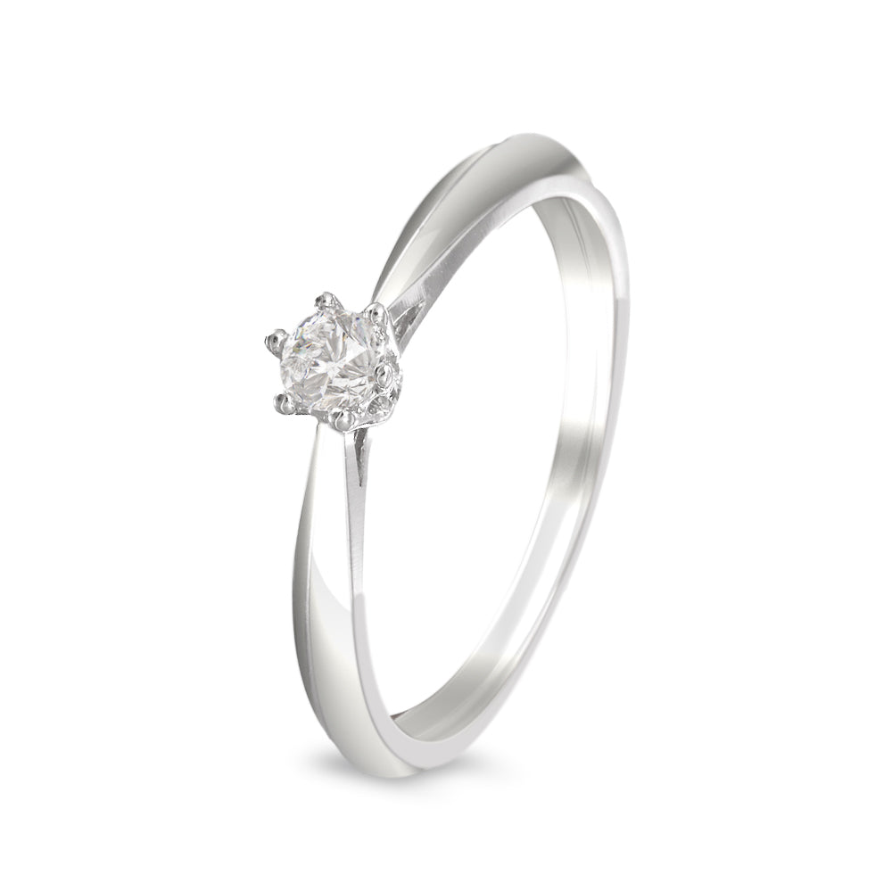 Anillo solitario estilo clásico con circonia