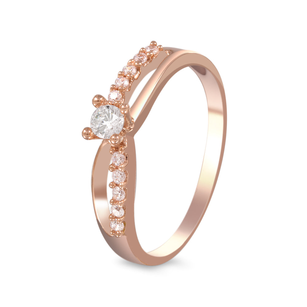 Anillo estilo con laterales con circonia