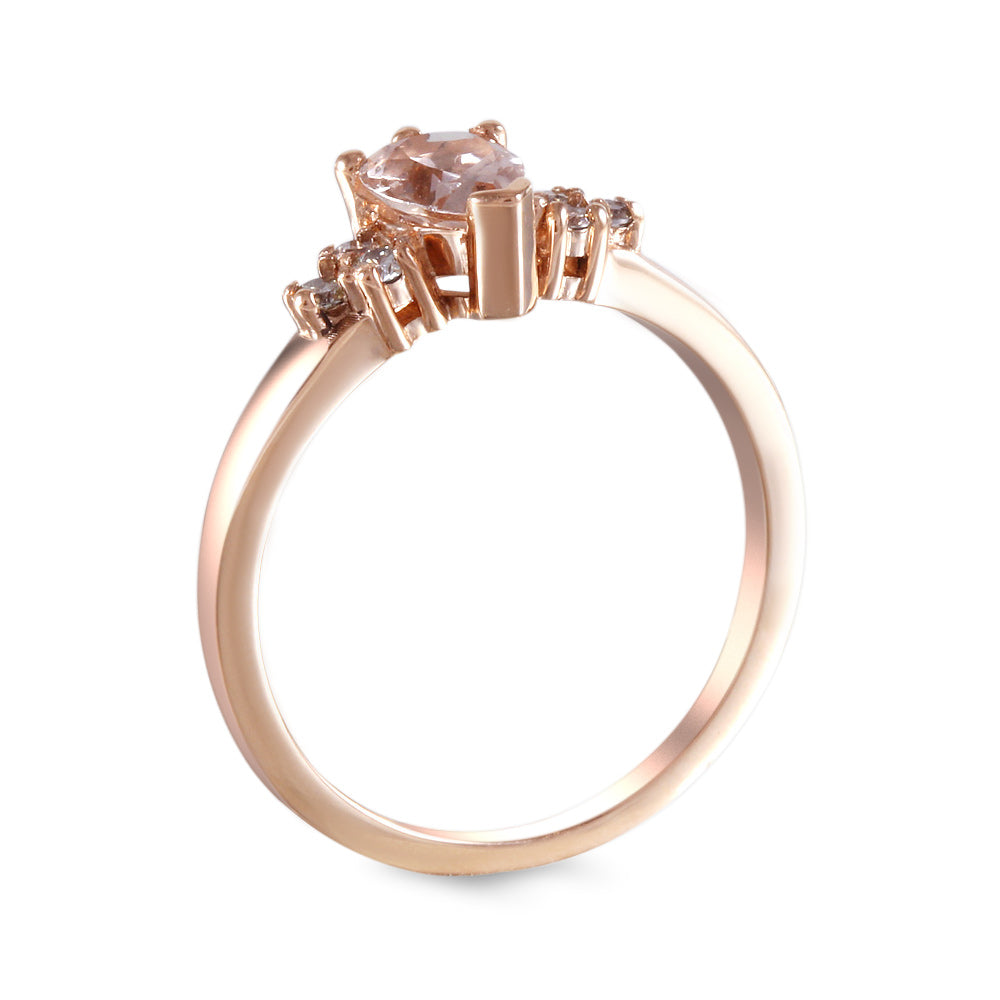Anillo con morganita y diamantes laterales