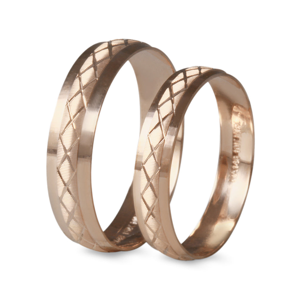 Par de argollas de matrimonio ligeras diseño cruces diamantadas