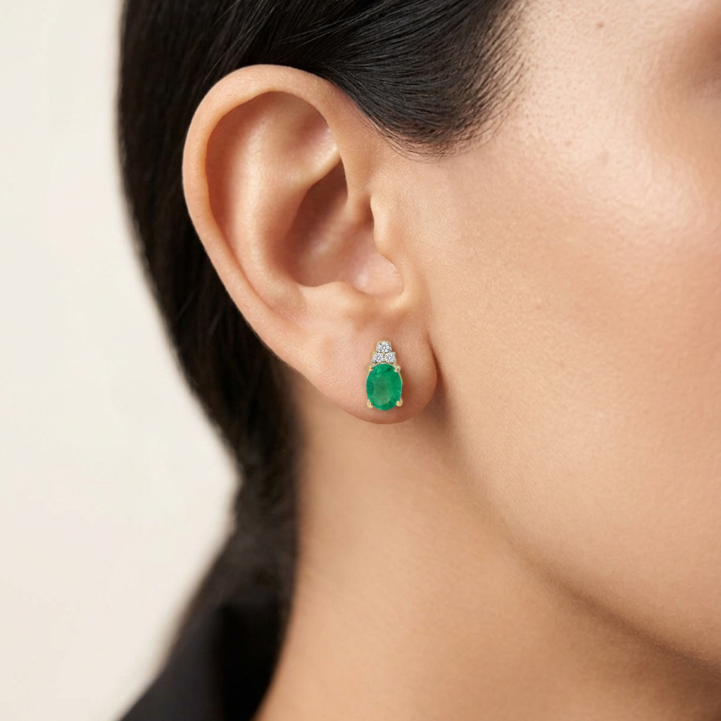 Aretes con esmeralda y diamantes