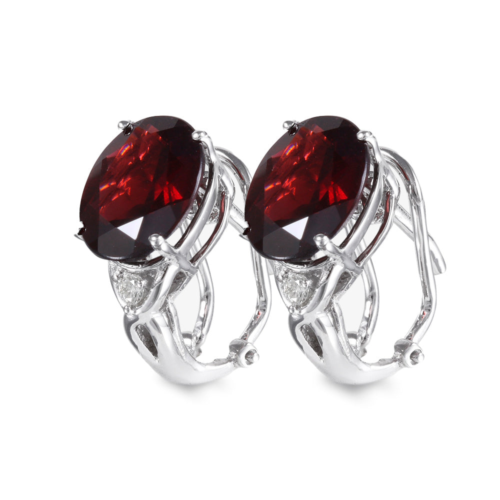 Aretes estilo corto con granate y diamantes
