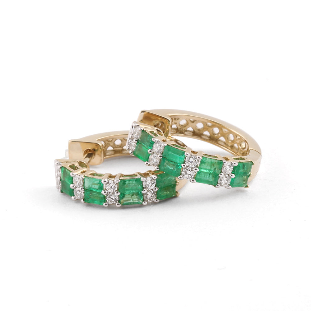 Arracadas con esmeralda y diamantes en oro rosa